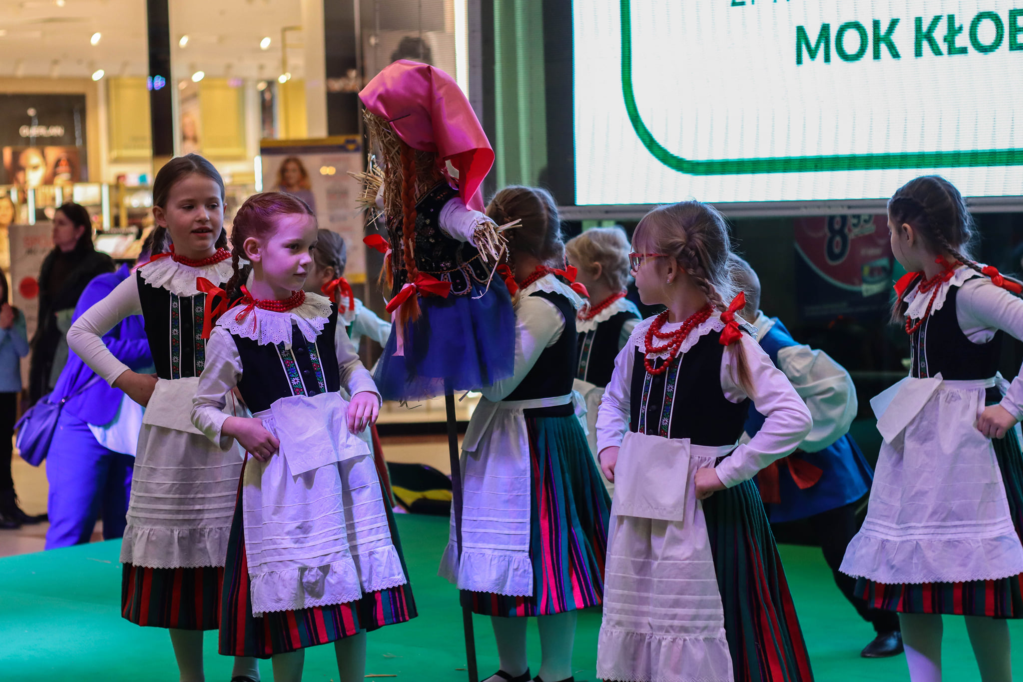 278570342_4953211491382662_2375093922145181543_n