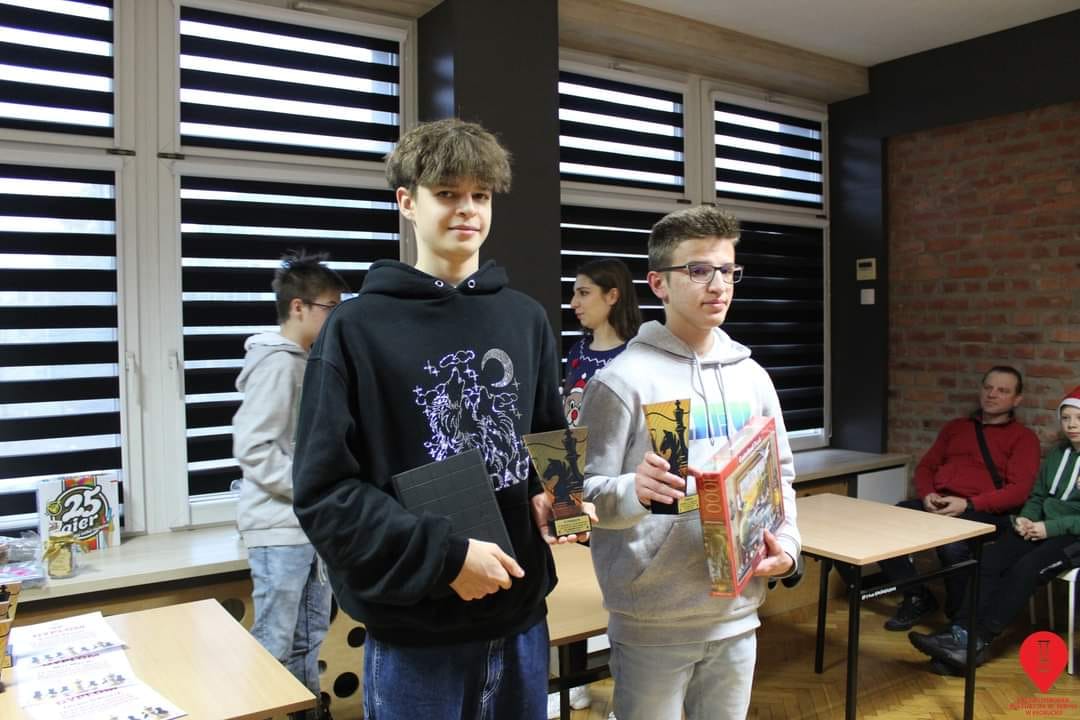 318217631_563303815808263_4812554582722492479_n