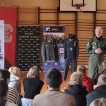 b745bf60-0dcd-4493-bf34-1c54c73c1c10