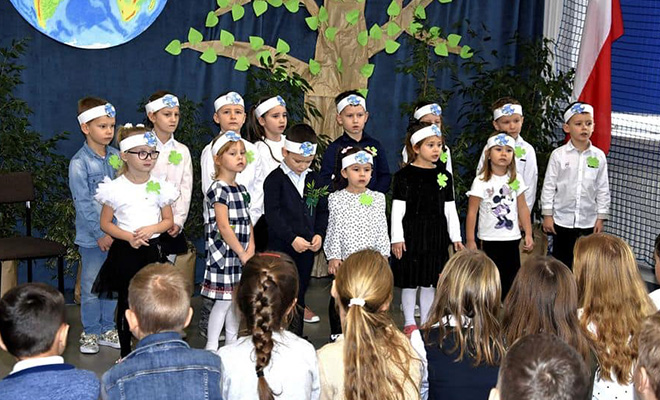 Uczniowie podziękowali poprzez specjalny występ artystyczny.